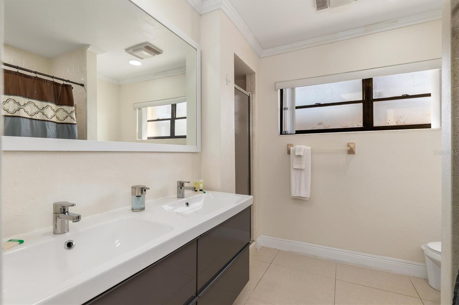 2368 PELLAM BLVD, PORT CHARLOTTE, FL, 33948
