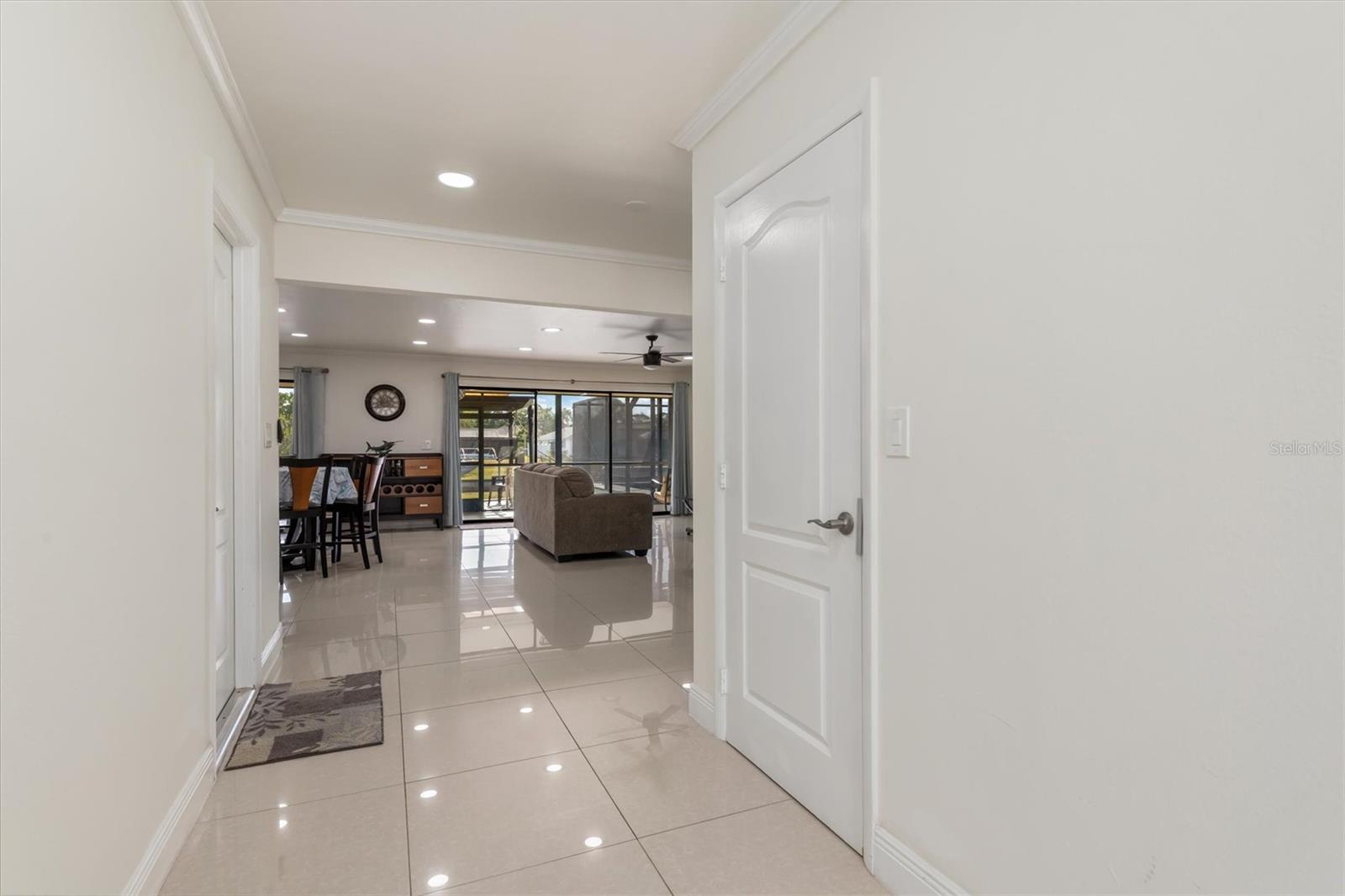 2368 PELLAM BLVD, PORT CHARLOTTE, FL, 33948