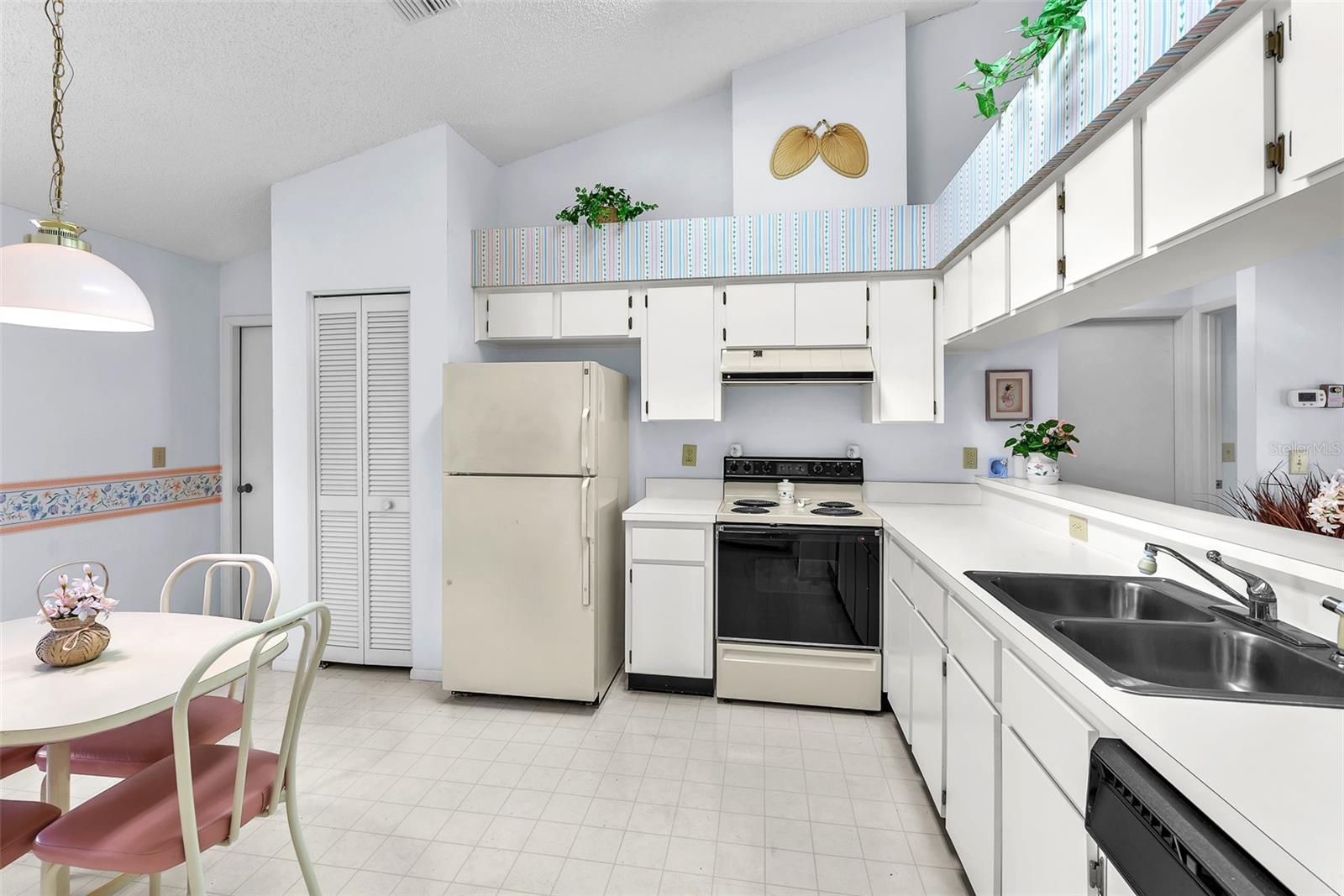 11120 VILLAS ON THE GREEN DR #96, RIVERVIEW, FL, 33579