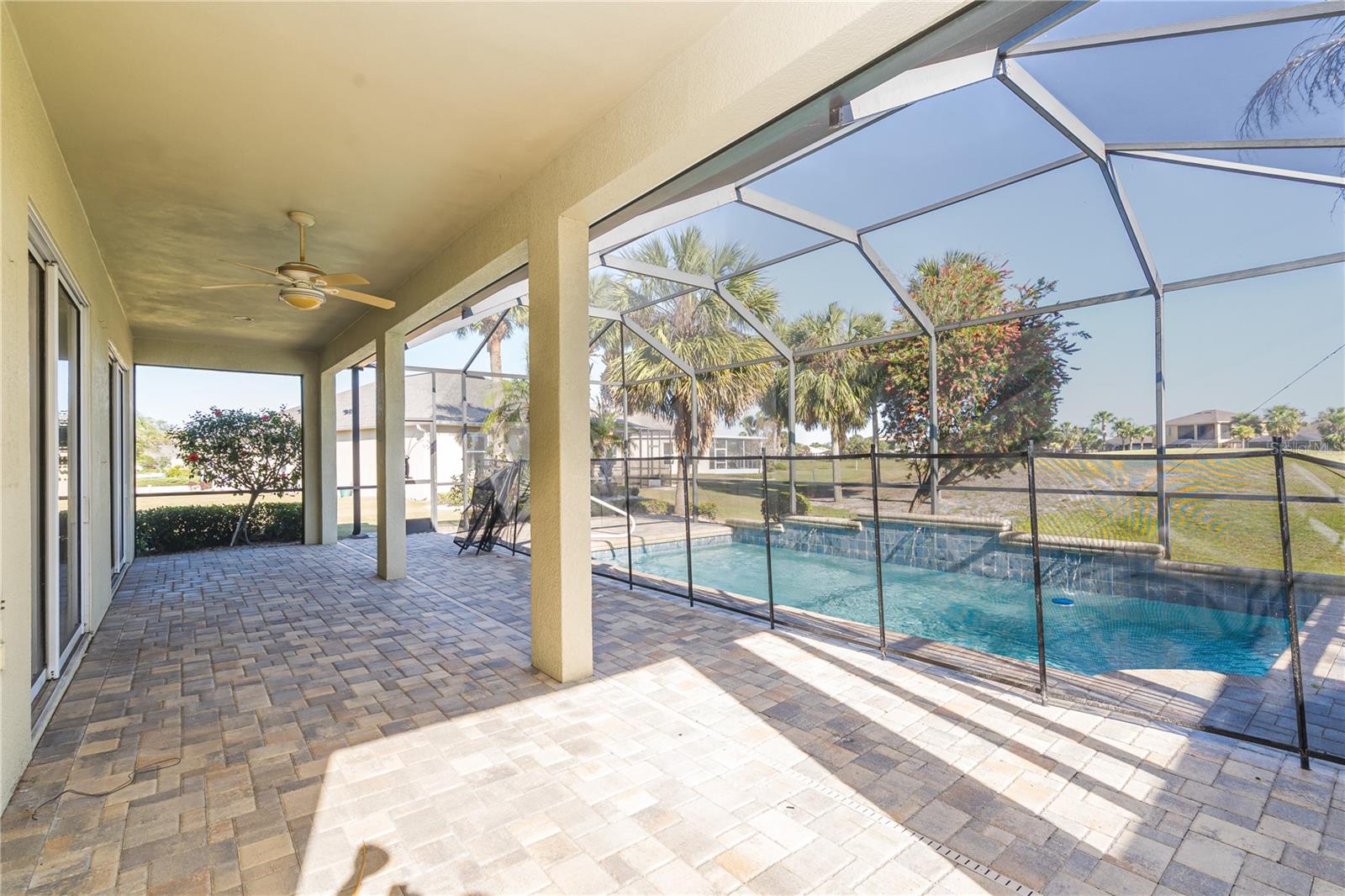 1038 EMERALD DUNES DR, SUN CITY CENTER, FL, 33573