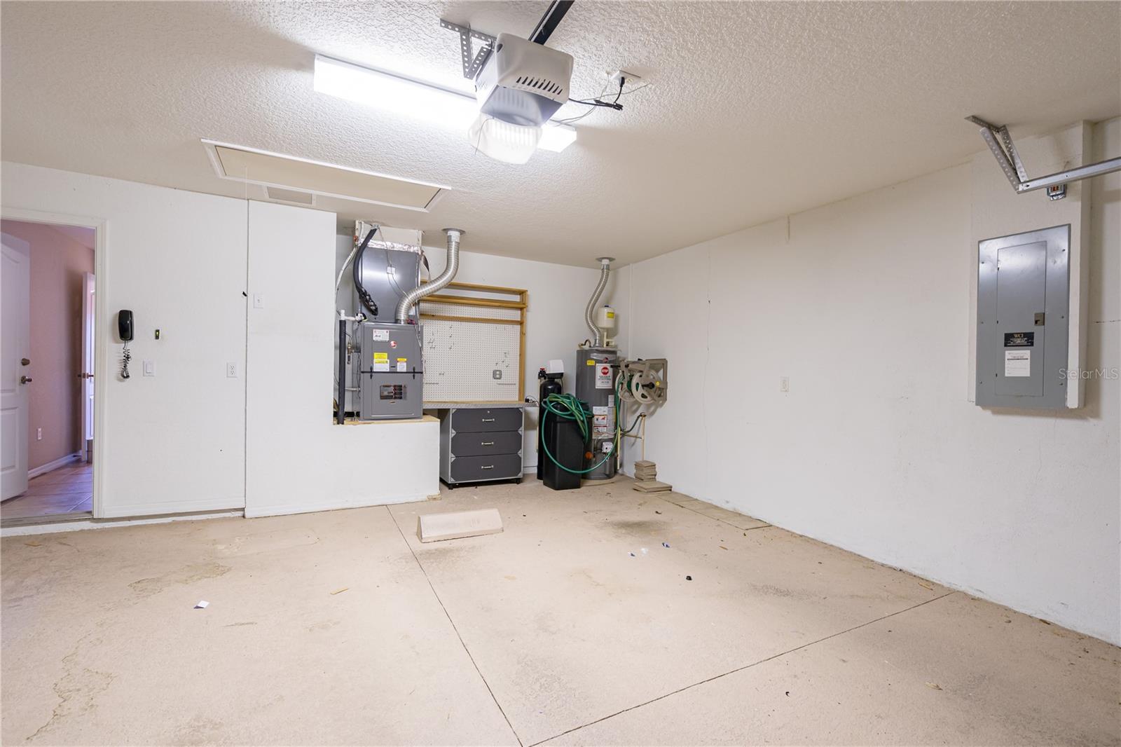 1038 EMERALD DUNES DR, SUN CITY CENTER, FL, 33573