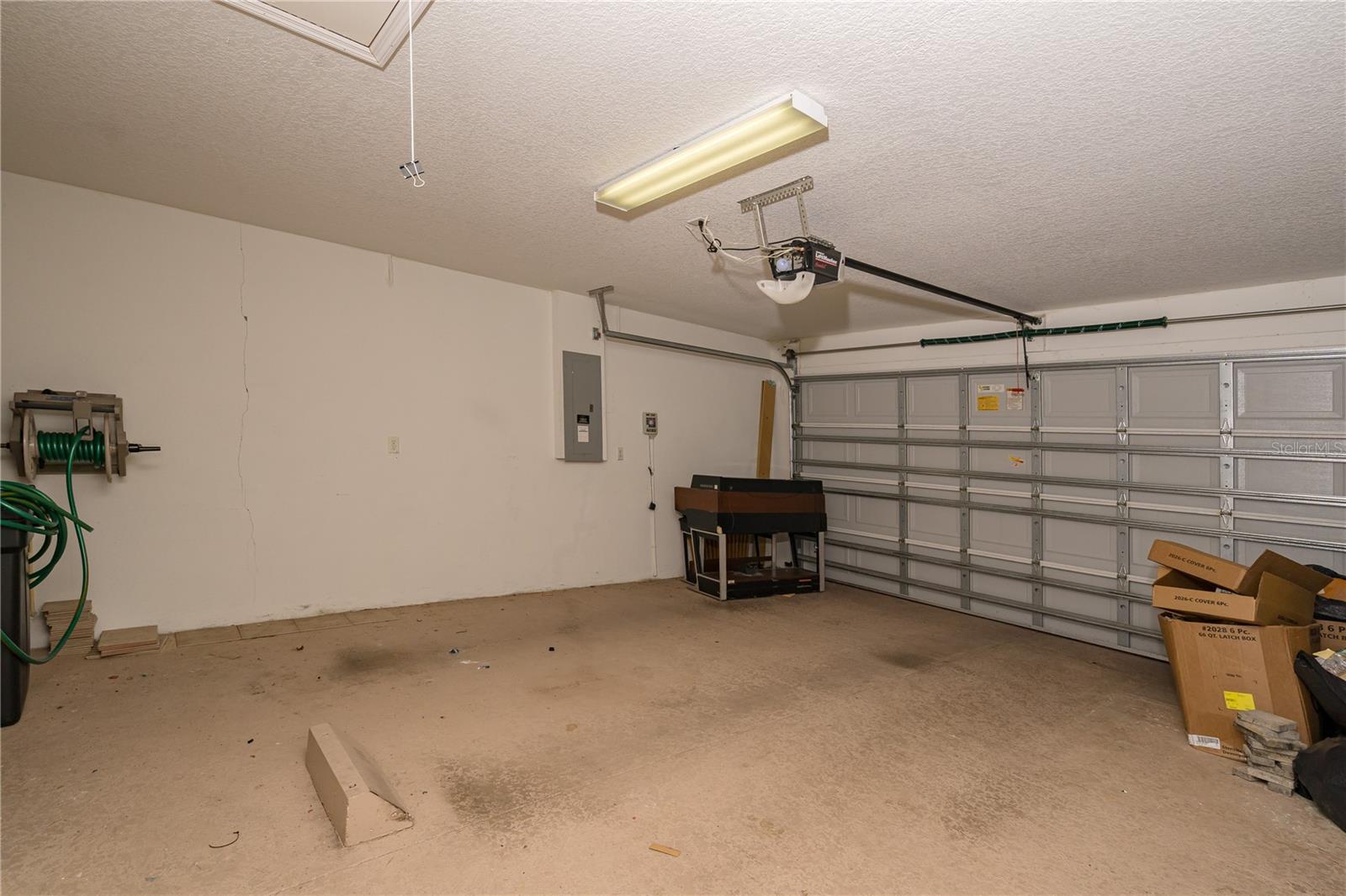 1038 EMERALD DUNES DR, SUN CITY CENTER, FL, 33573