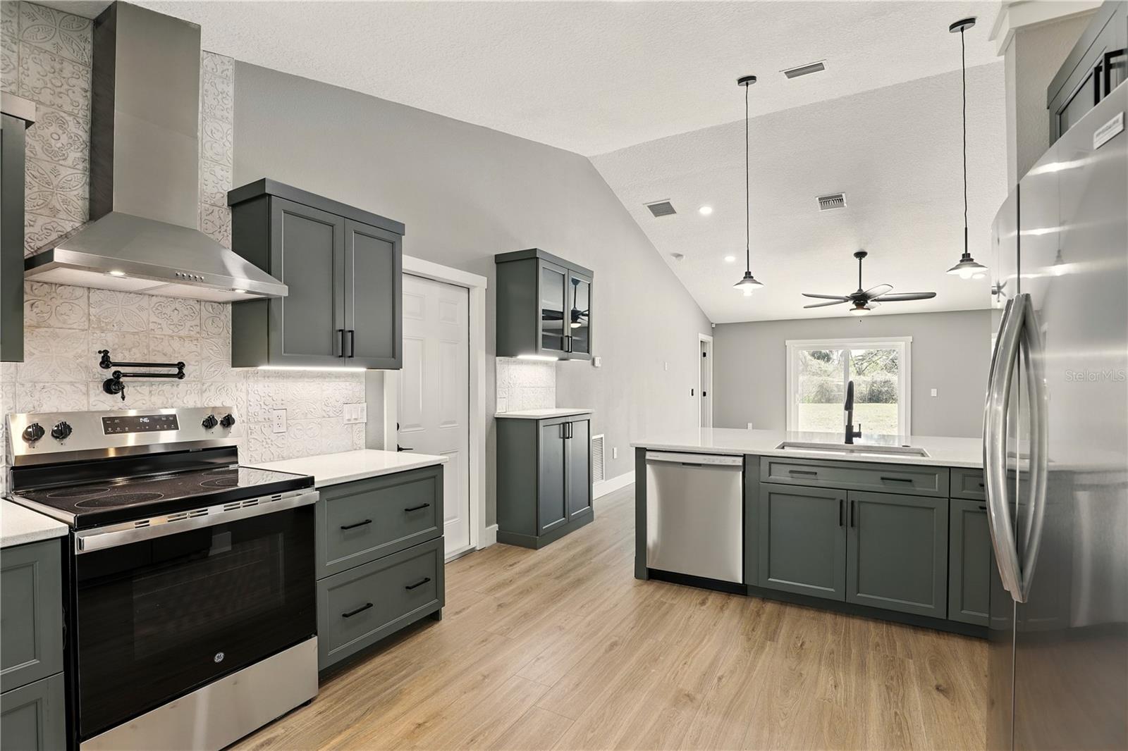 3201 N TULSA DR, DELTONA, FL, 32738
