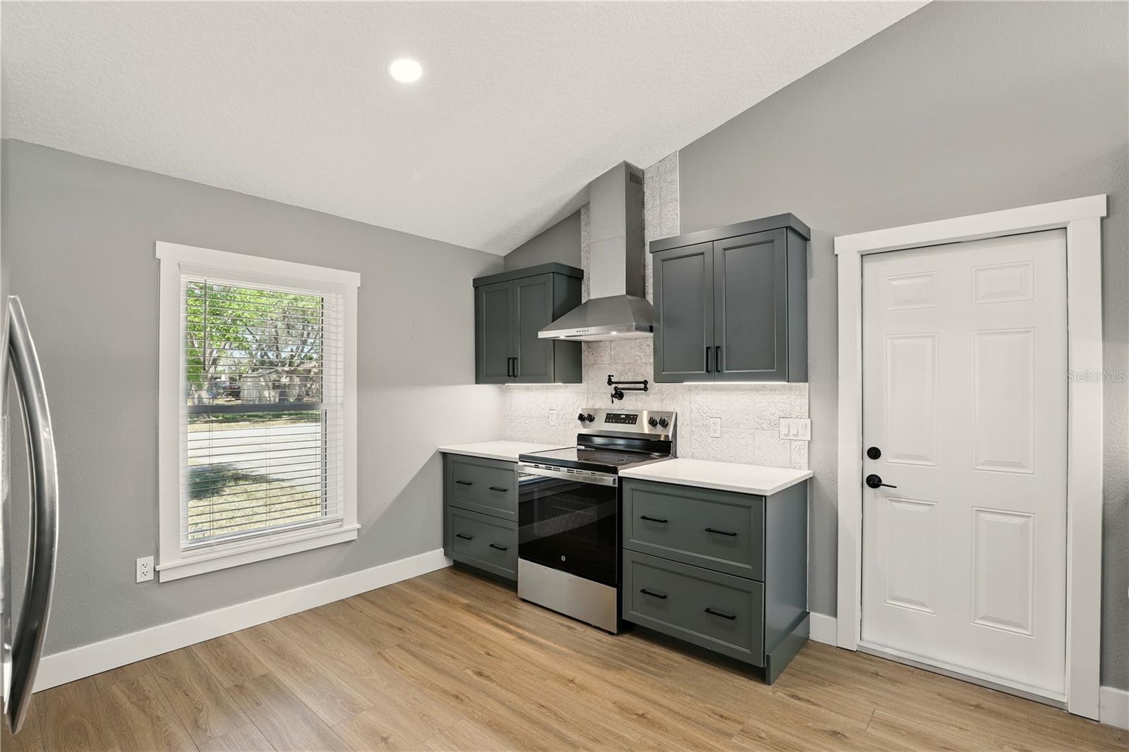 3201 N TULSA DR, DELTONA, FL, 32738