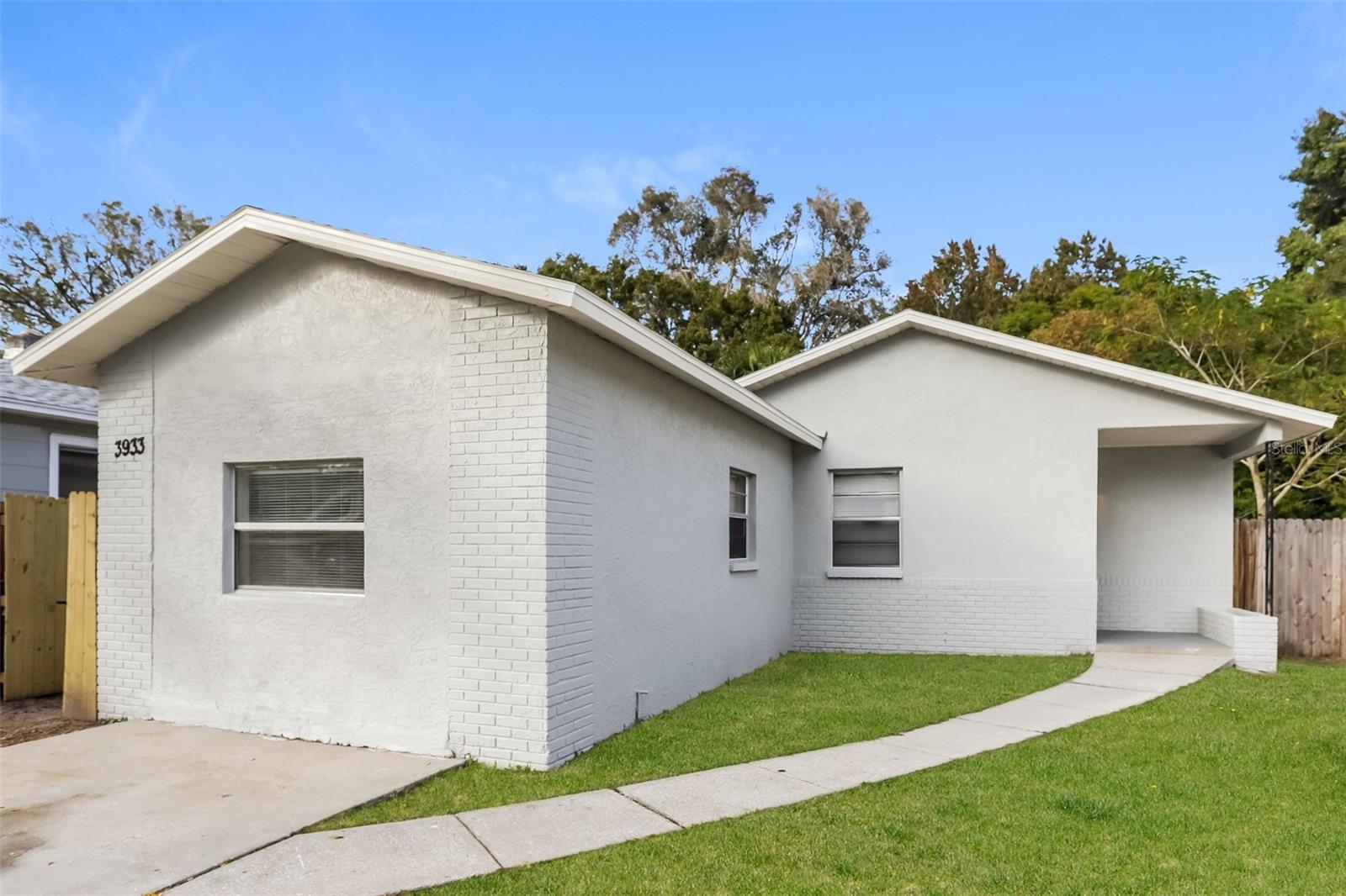 3933 10TH AVE S, ST PETERSBURG, FL, 33711