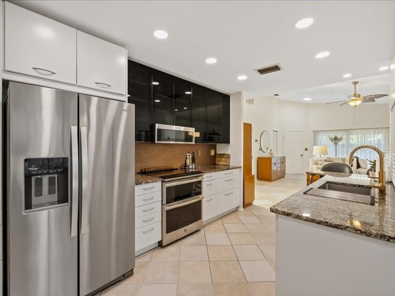 100 MORNING DOVE PL, OLDSMAR, FL, 34677