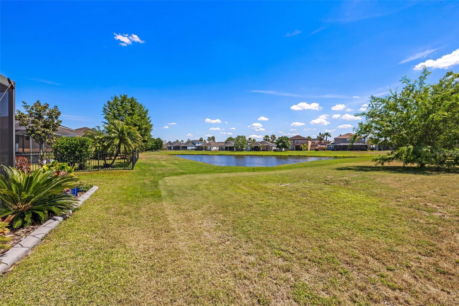 11327 EMERALD SHORE DR, RIVERVIEW, FL, 33579