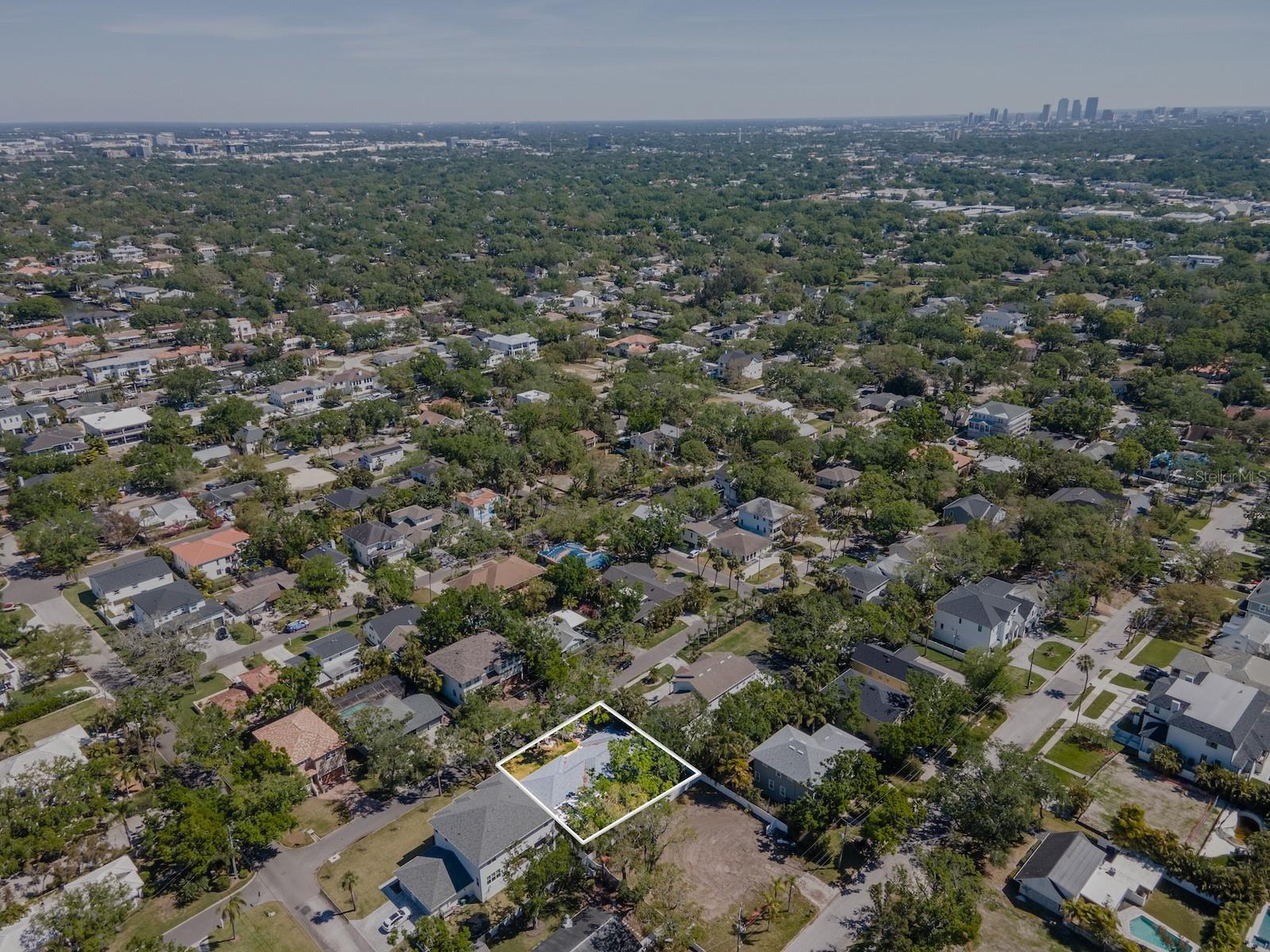 4910 W JUNO ST, TAMPA, FL, 33629