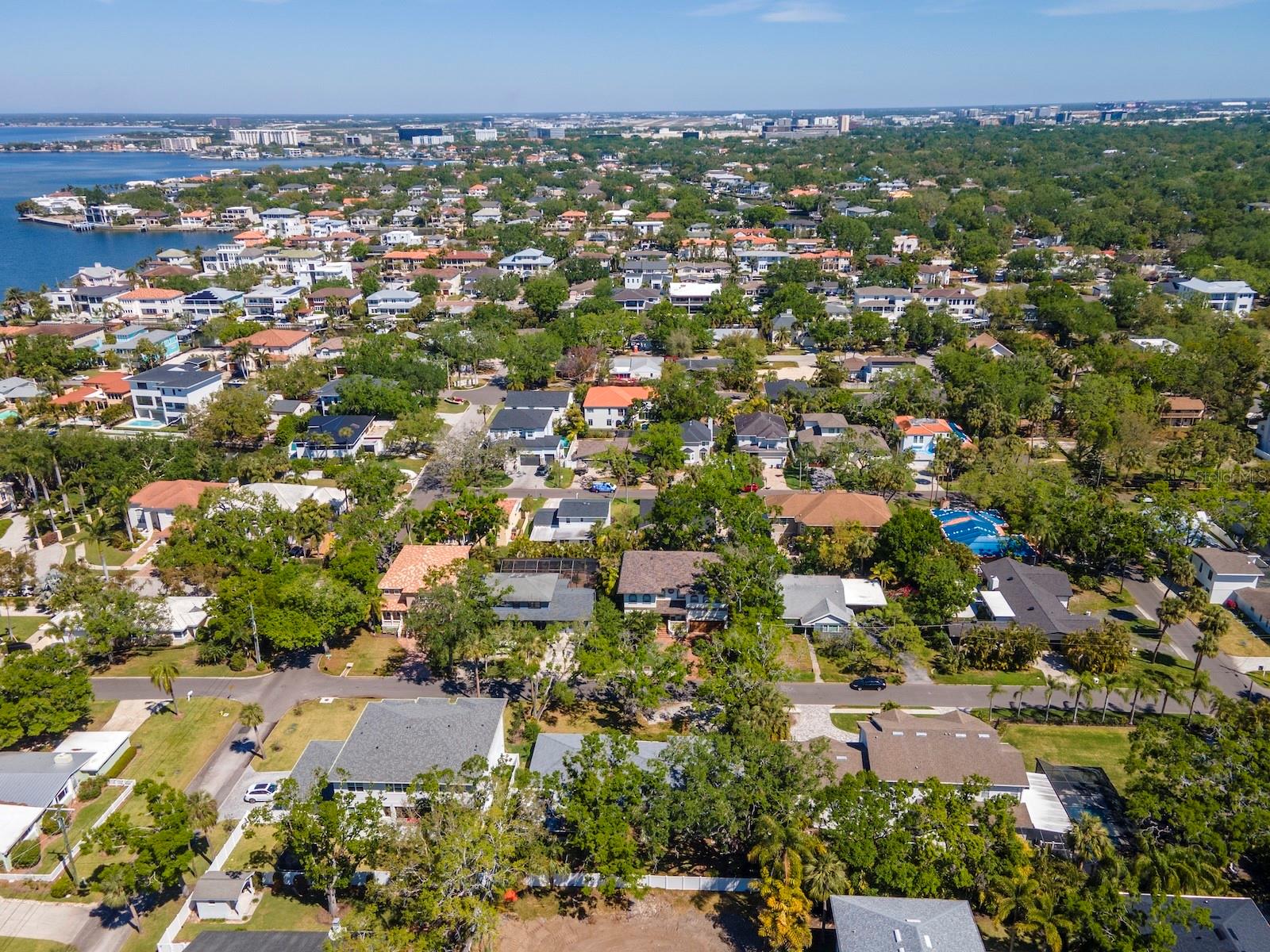 4910 W JUNO ST, TAMPA, FL, 33629