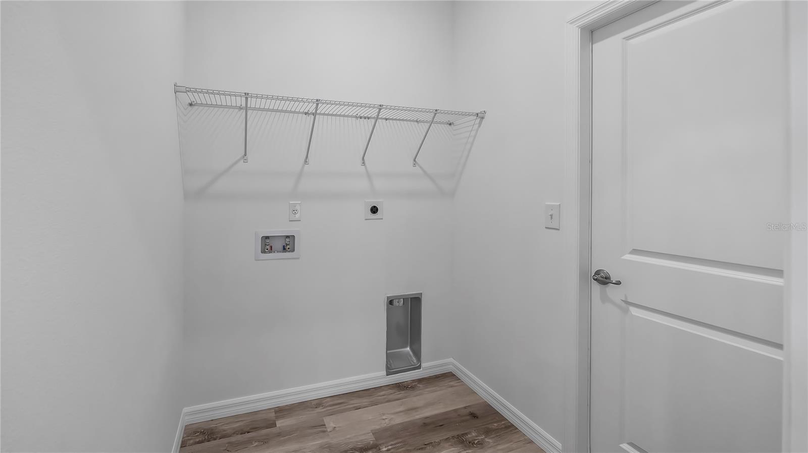 40700 E NINTH AVE, UMATILLA, FL, 32784