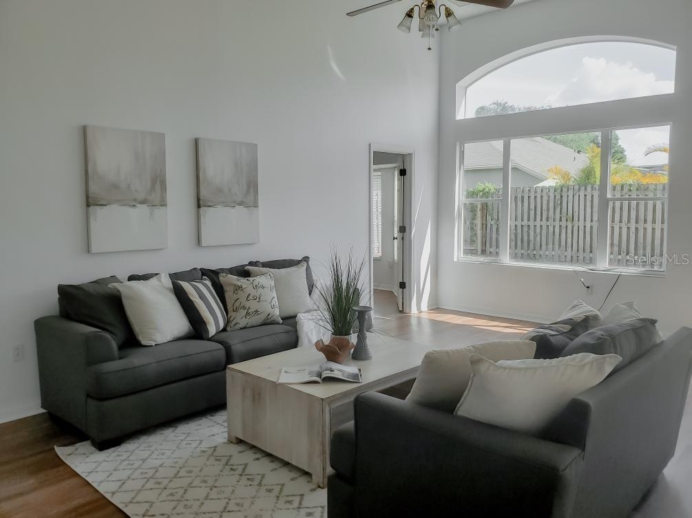 10275 OASIS PALM DR, TAMPA, FL, 33615