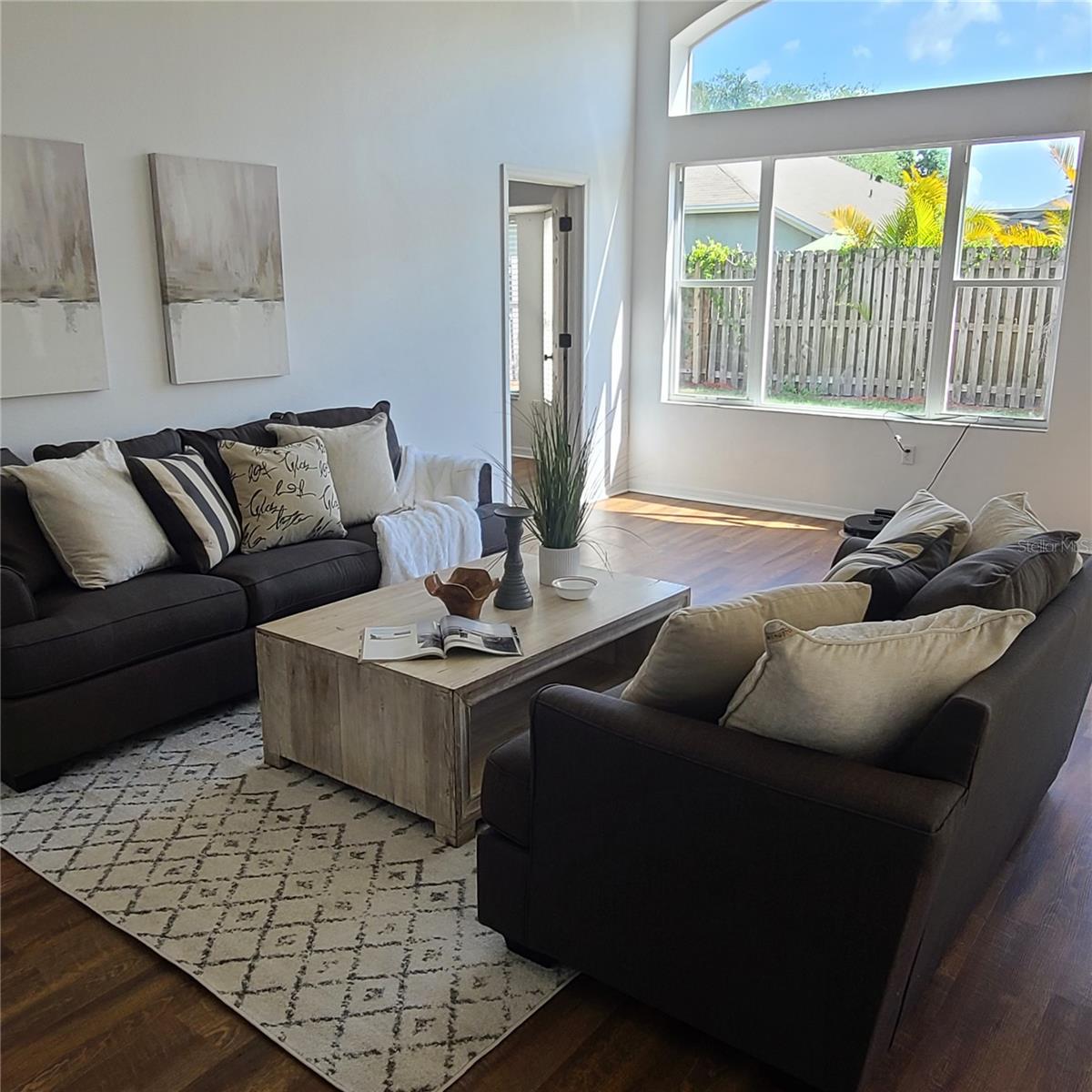 10275 OASIS PALM DR, TAMPA, FL, 33615