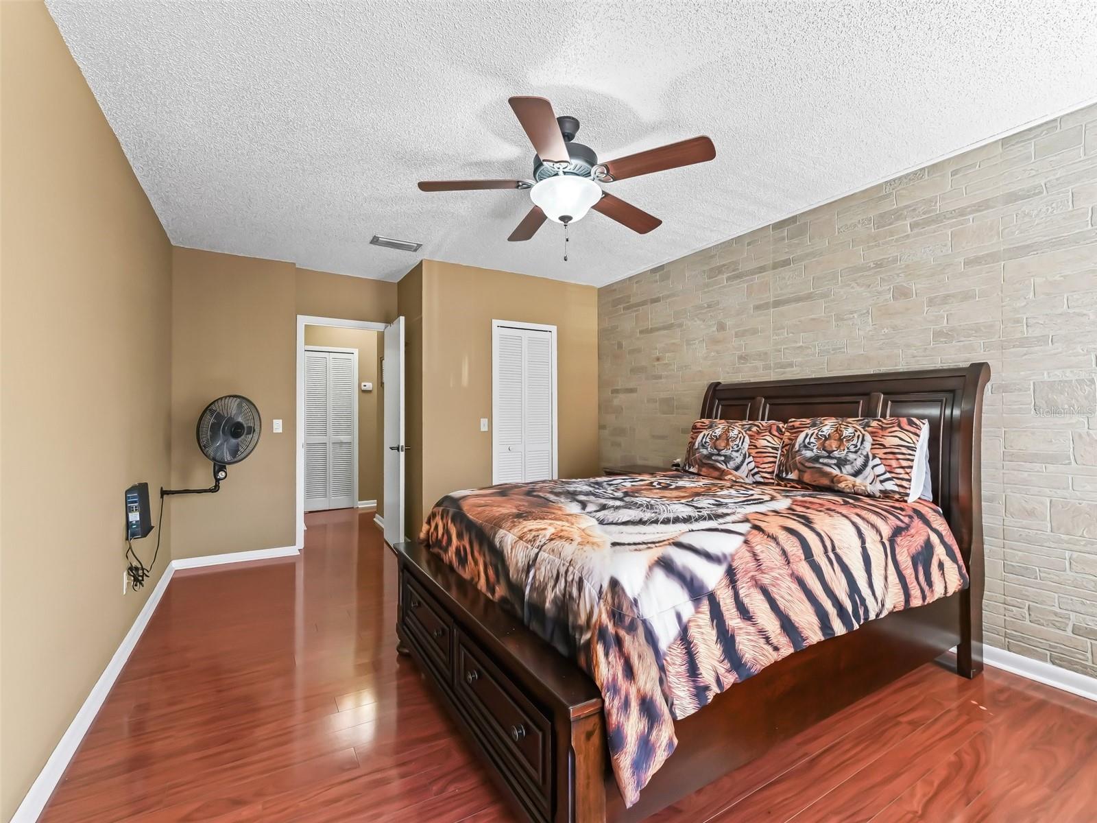 3437 E FORT KING ST #220, OCALA, FL, 34470