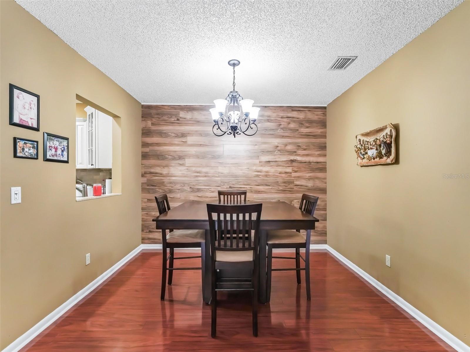 3437 E FORT KING ST #220, OCALA, FL, 34470