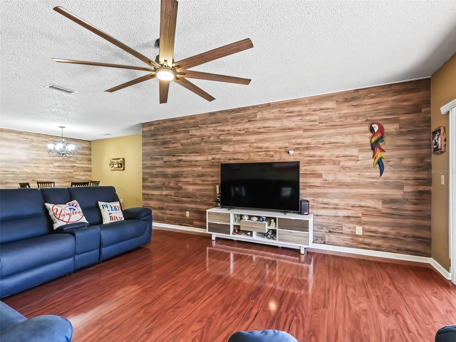 3437 E FORT KING ST #220, OCALA, FL, 34470