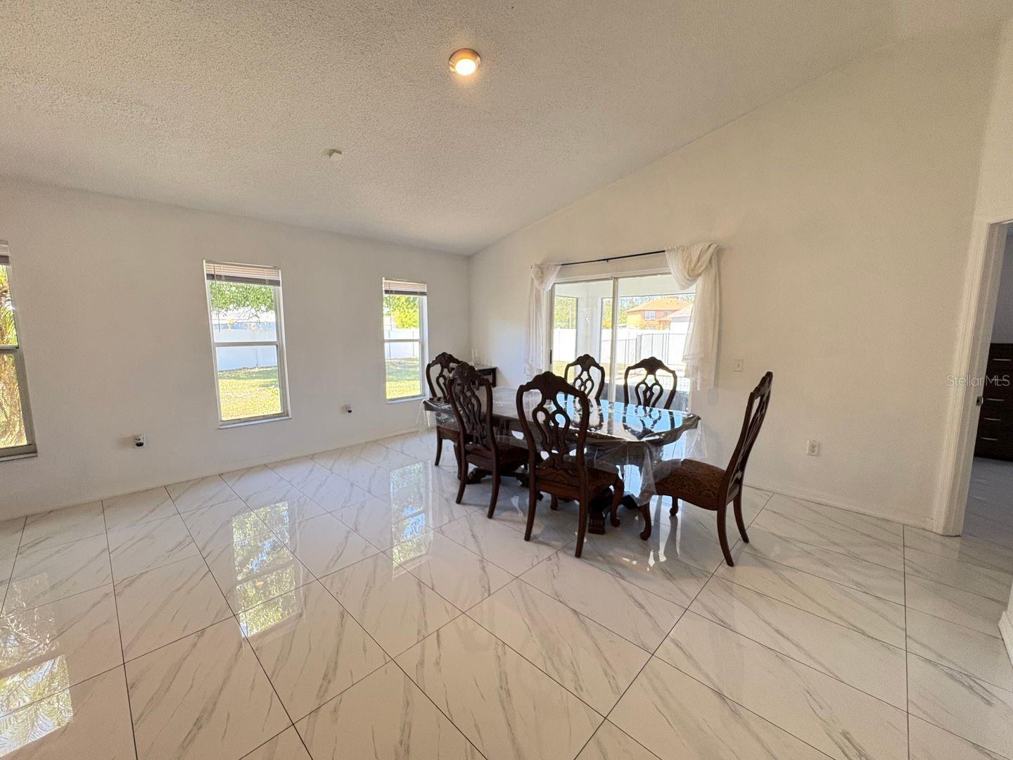 201 GREAT YARMOUTH CT, KISSIMMEE, FL, 34758