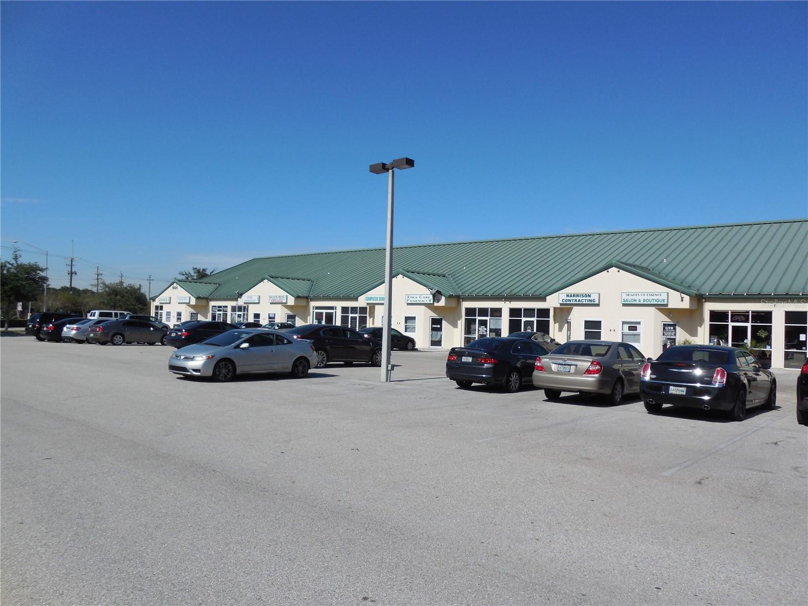 6528 US 301 SOUTH HWY, RIVERVIEW, FL, 33578