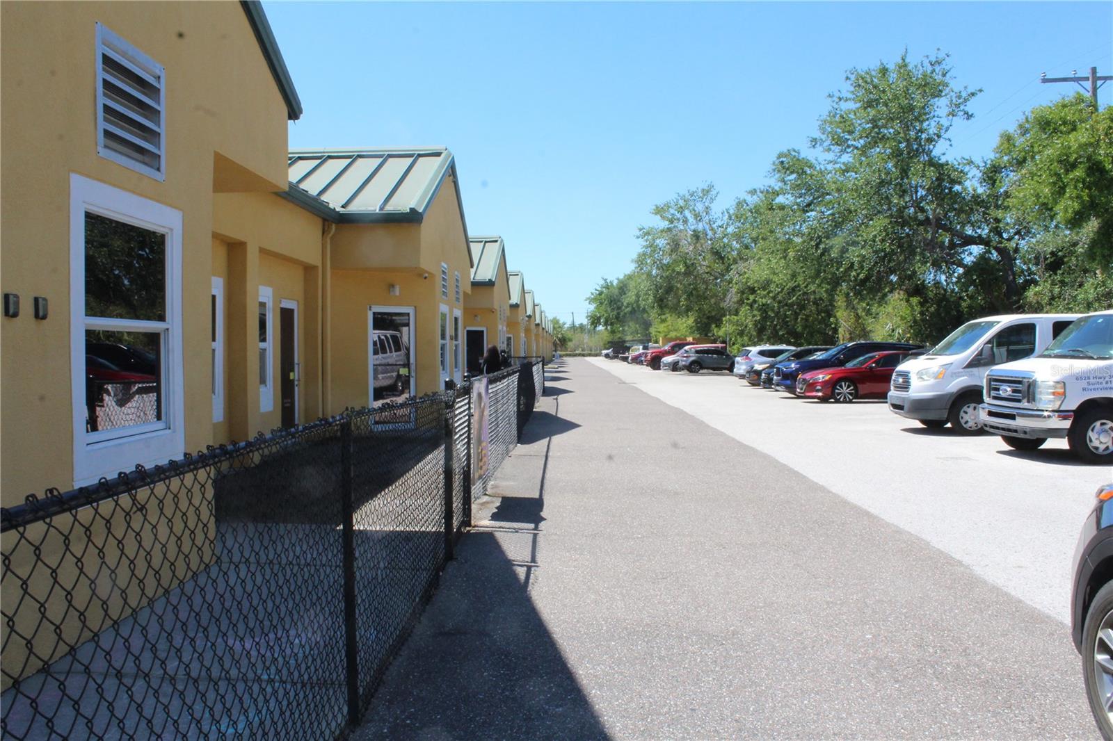 6528 US 301 SOUTH HWY, RIVERVIEW, FL, 33578