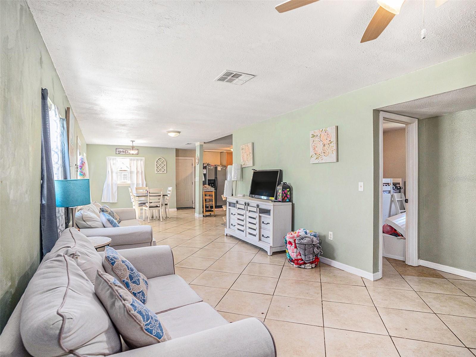 4301 LONGSHORE DR, LAND O LAKES, FL, 34639