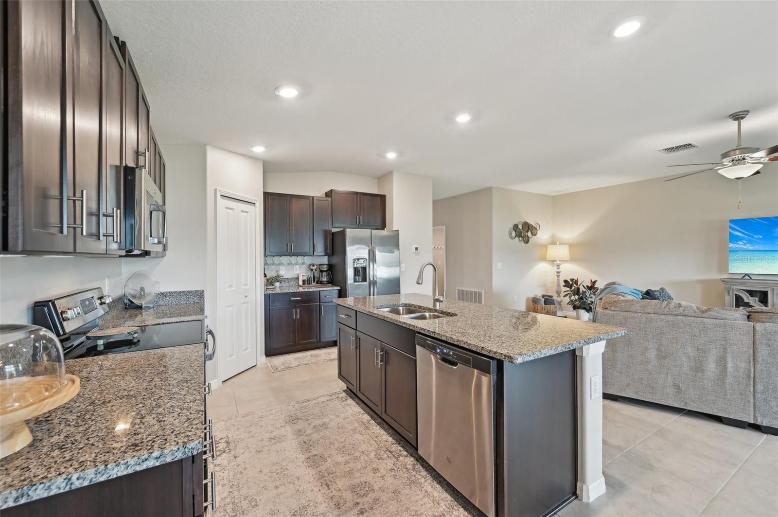 13029 MAJESTIC GARDEN LN, RIVERVIEW, FL, 33579