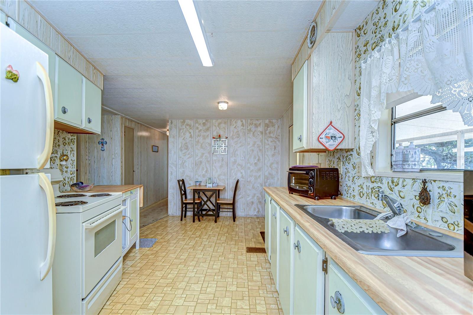 34834 CARL AVE, ZEPHYRHILLS, FL, 33541