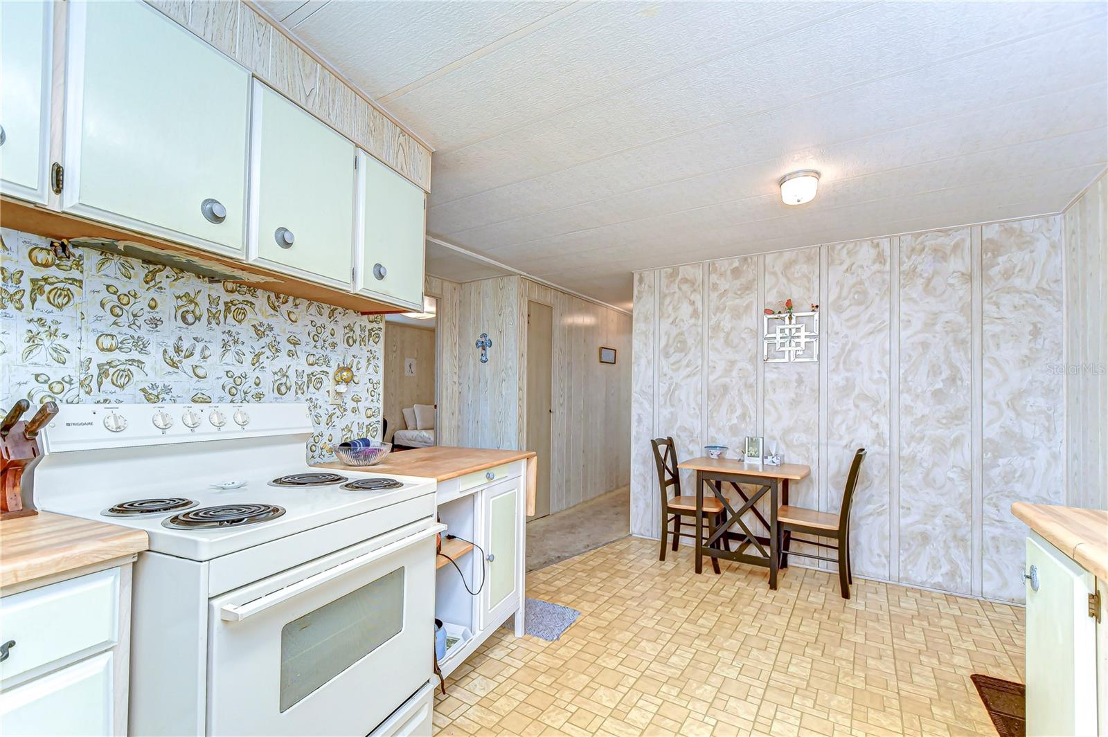 34834 CARL AVE, ZEPHYRHILLS, FL, 33541