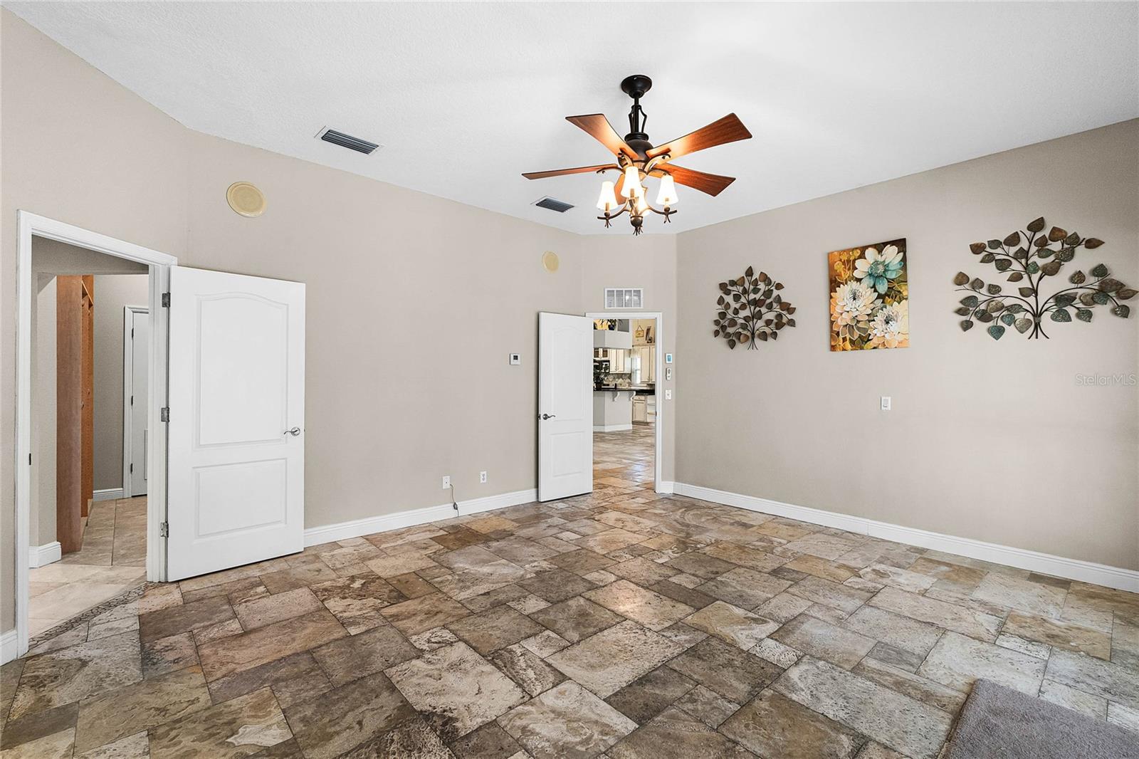 10417 LAKE LOUISA RD, CLERMONT, FL, 34711