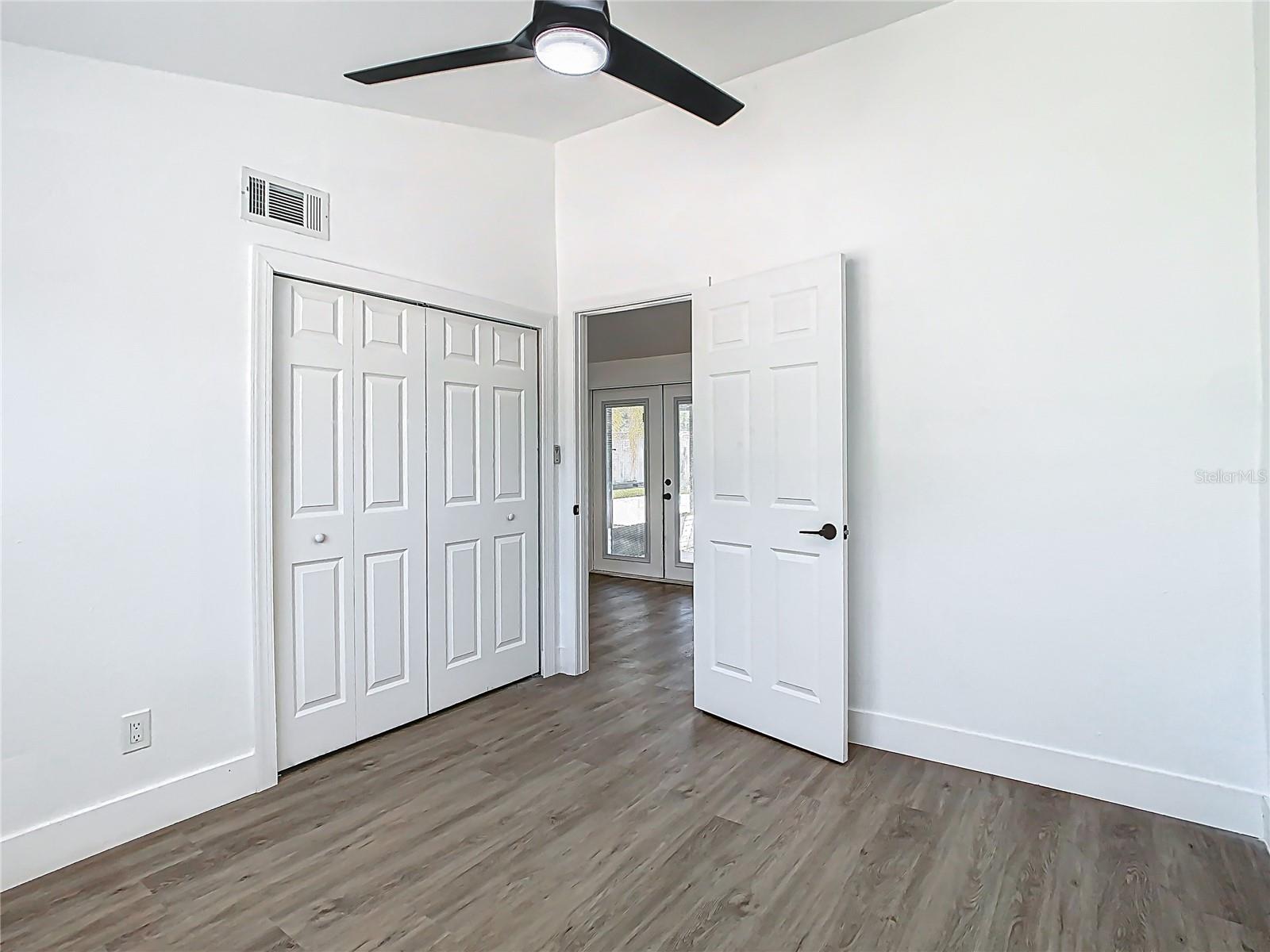 1209 W CAMELLIA DR, BRANDON, FL, 33510