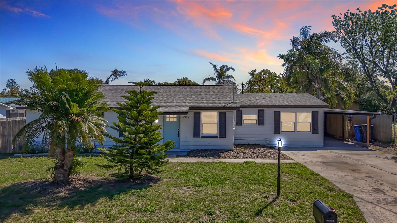 1209 W CAMELLIA DR, BRANDON, FL, 33510