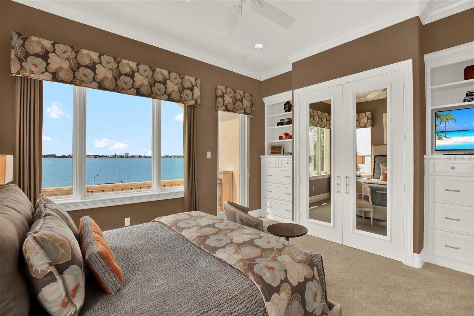 5630 BAYVIEW DR, SEMINOLE, FL, 33772