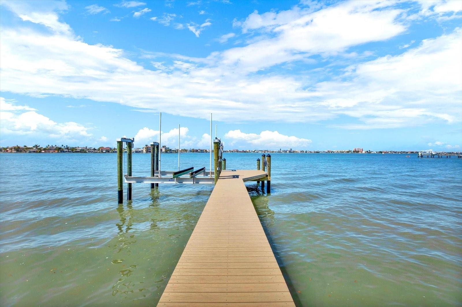 5630 BAYVIEW DR, SEMINOLE, FL, 33772