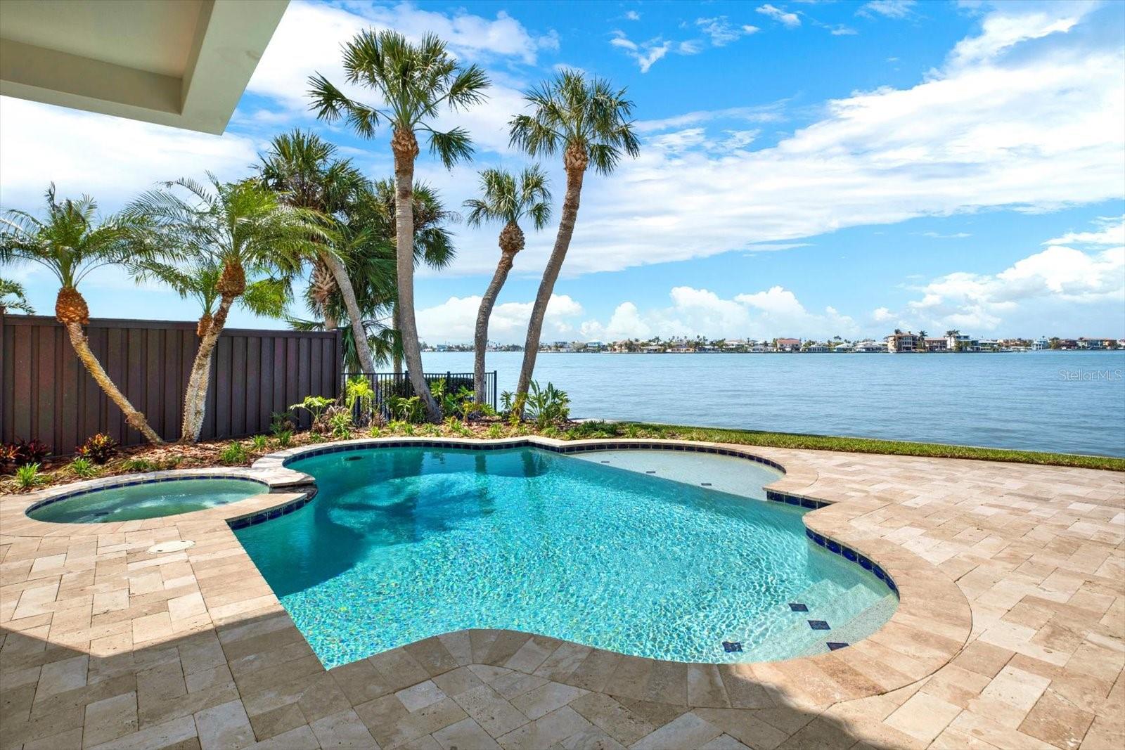 5630 BAYVIEW DR, SEMINOLE, FL, 33772