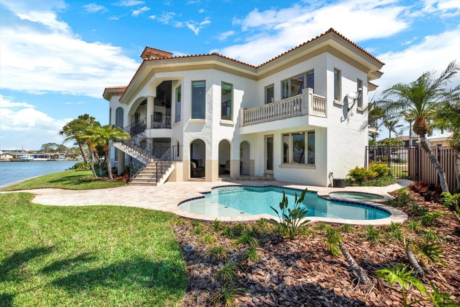 5630 BAYVIEW DR, SEMINOLE, FL, 33772
