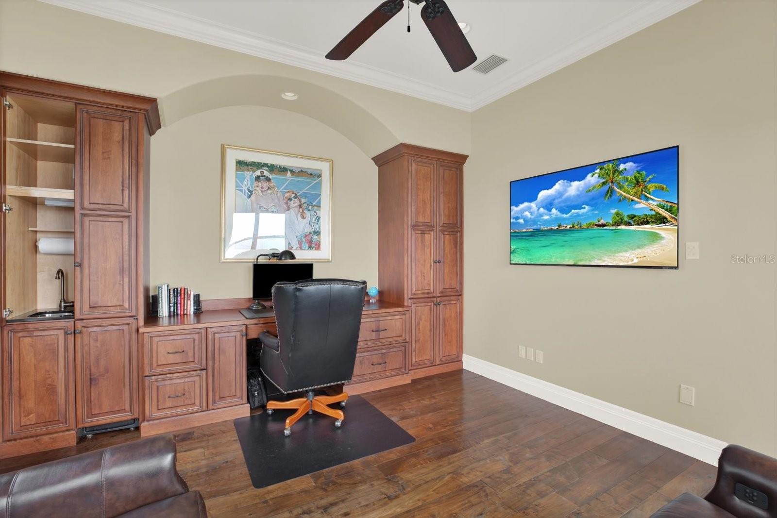 5630 BAYVIEW DR, SEMINOLE, FL, 33772