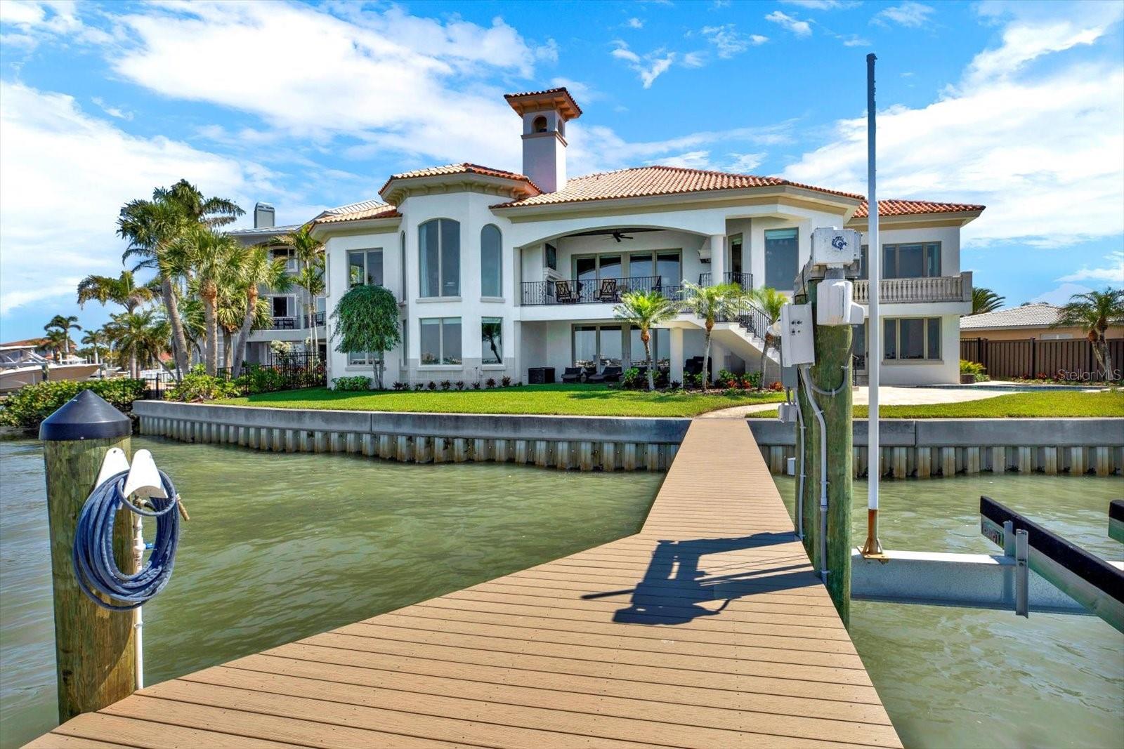 5630 BAYVIEW DR, SEMINOLE, FL, 33772