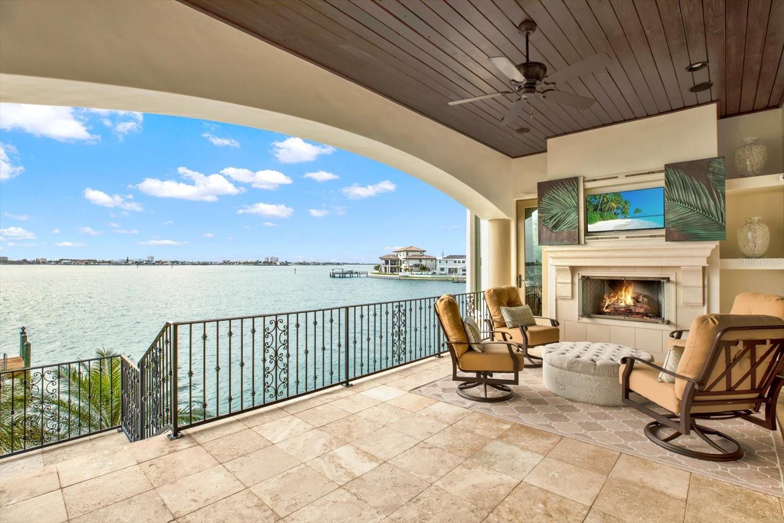 5630 BAYVIEW DR, SEMINOLE, FL, 33772