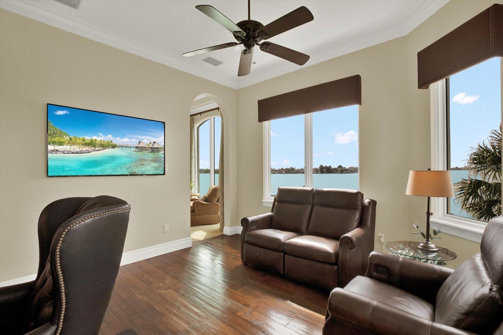 5630 BAYVIEW DR, SEMINOLE, FL, 33772