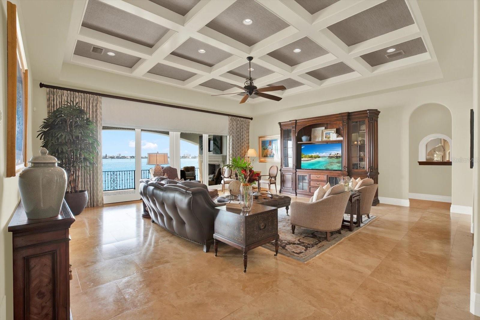5630 BAYVIEW DR, SEMINOLE, FL, 33772