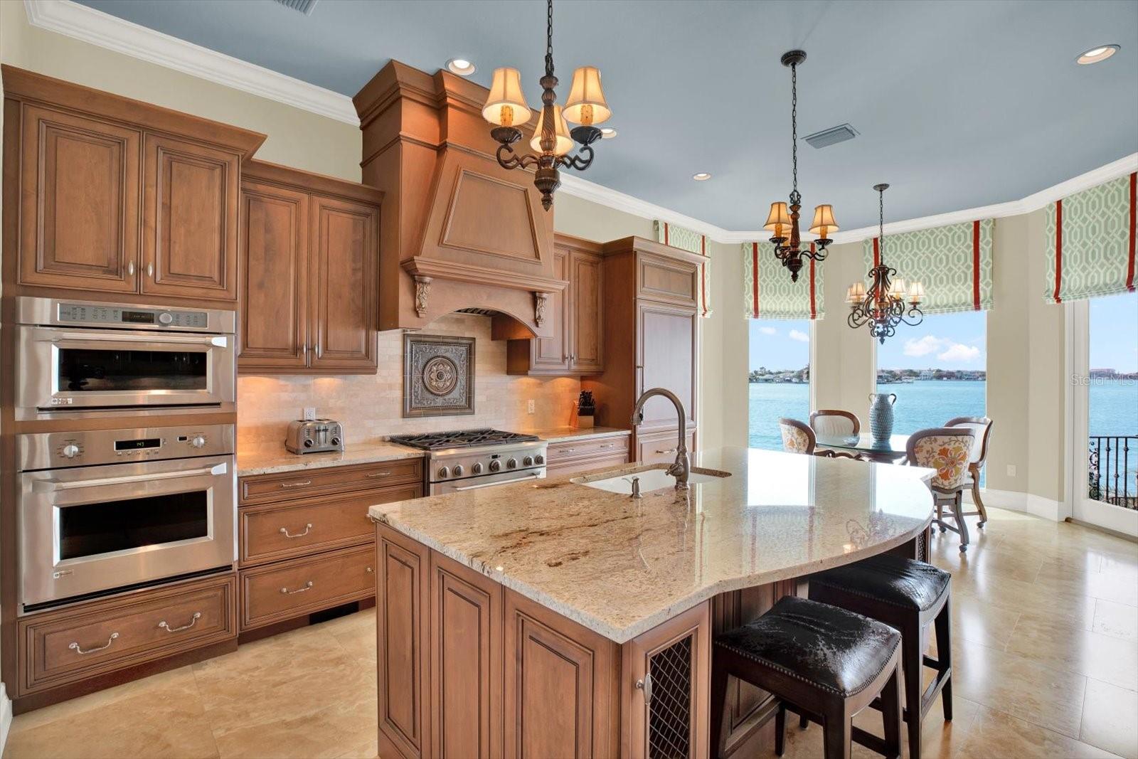 5630 BAYVIEW DR, SEMINOLE, FL, 33772