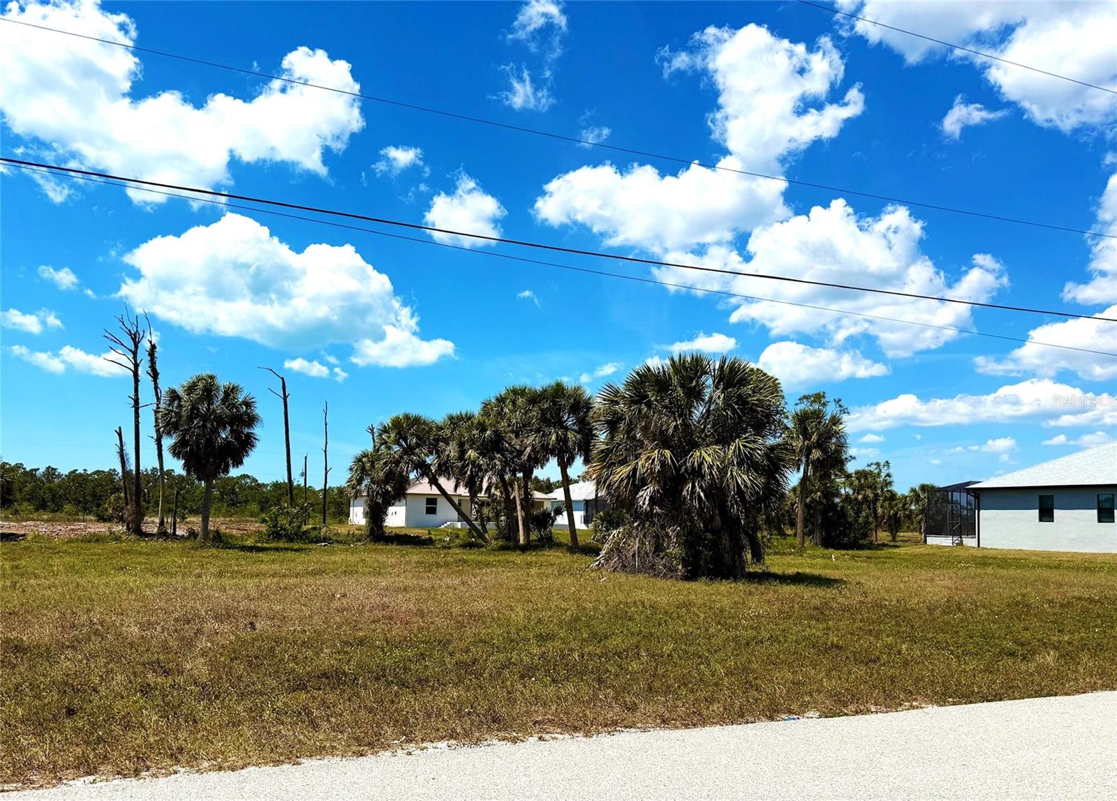 241 W PINE VALLEY LN, ROTONDA WEST, FL, 33947