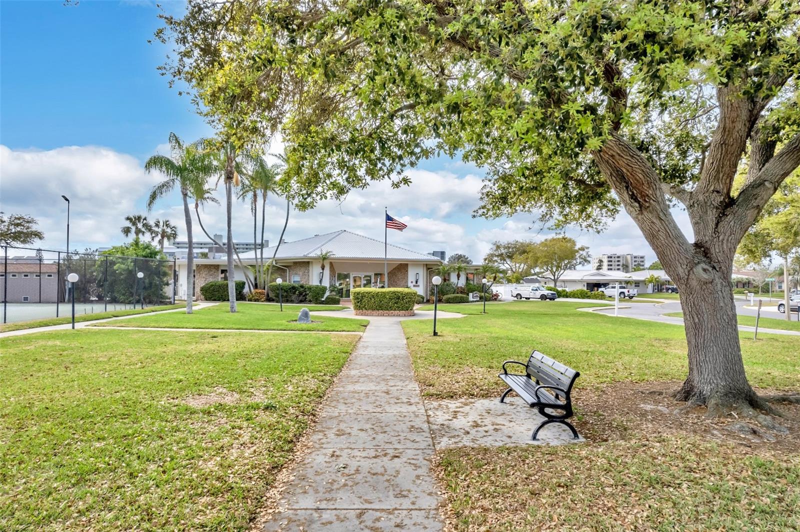 10216 REGAL DR #603, LARGO, FL, 33774