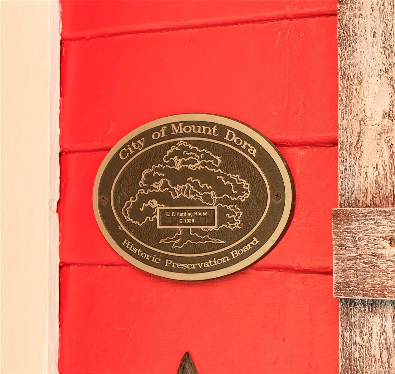 1010 N CLAYTON ST, MOUNT DORA, FL, 32757