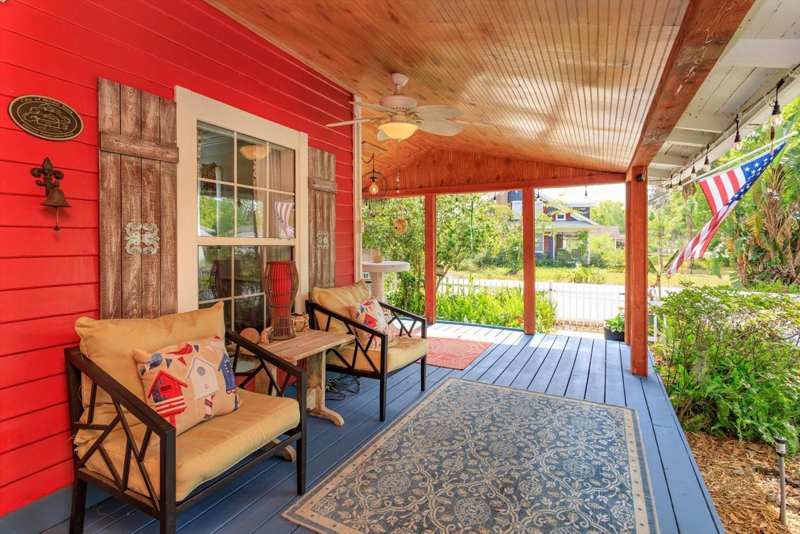 1010 N CLAYTON ST, MOUNT DORA, FL, 32757