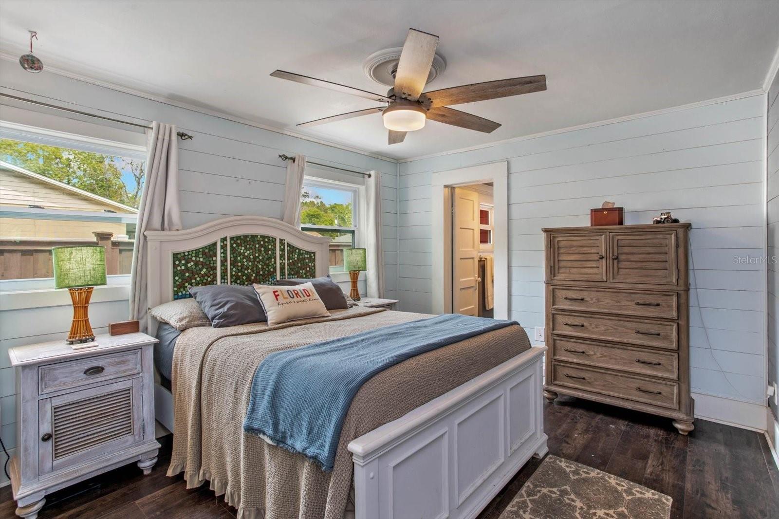 1010 N CLAYTON ST, MOUNT DORA, FL, 32757