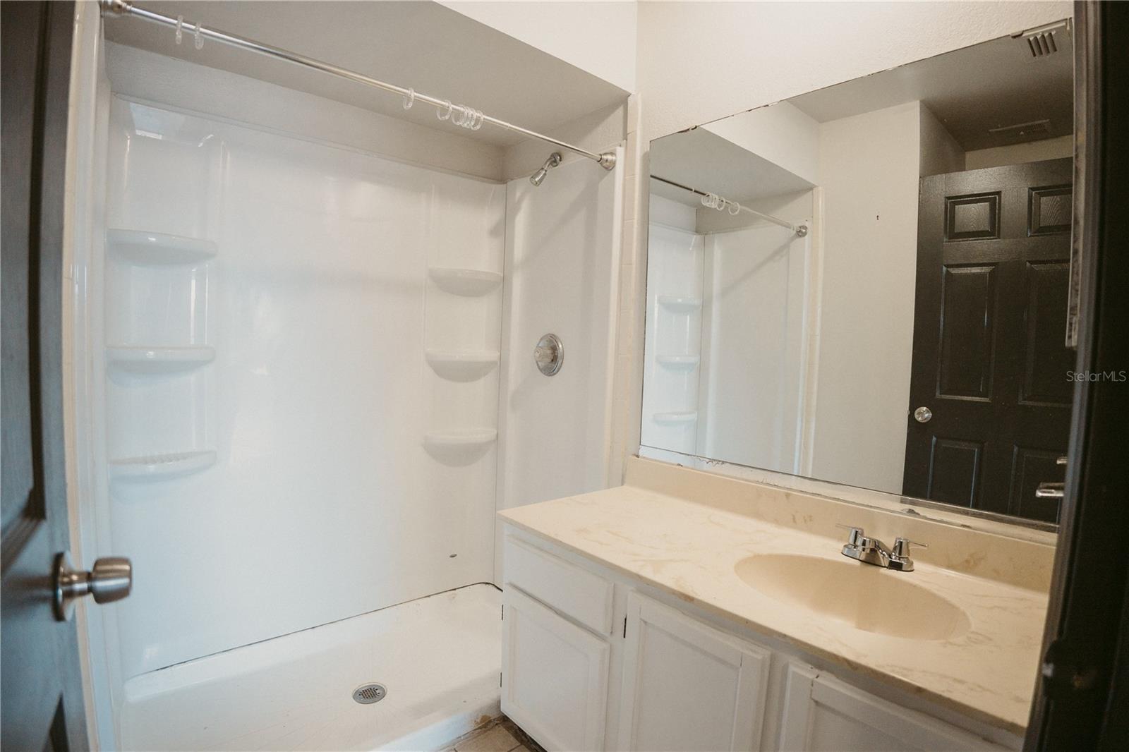 4162 VERSAILLES DR #4162D, ORLANDO, FL, 32808