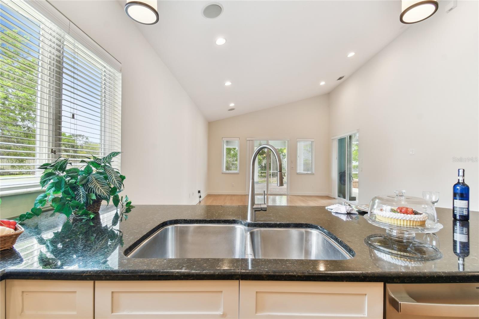 18502 KEYSTONE MANOR RD, ODESSA, FL, 33556