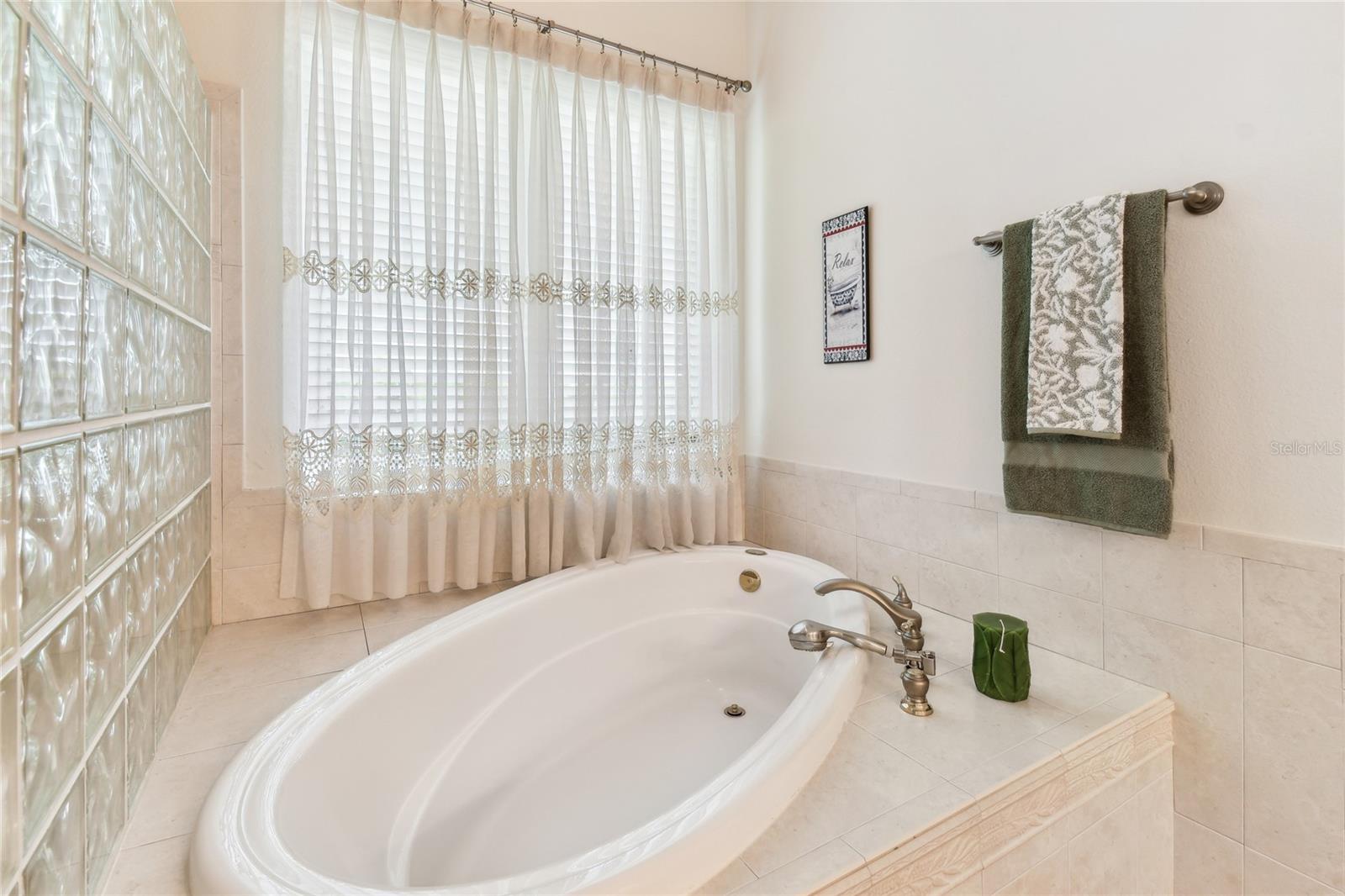 18502 KEYSTONE MANOR RD, ODESSA, FL, 33556