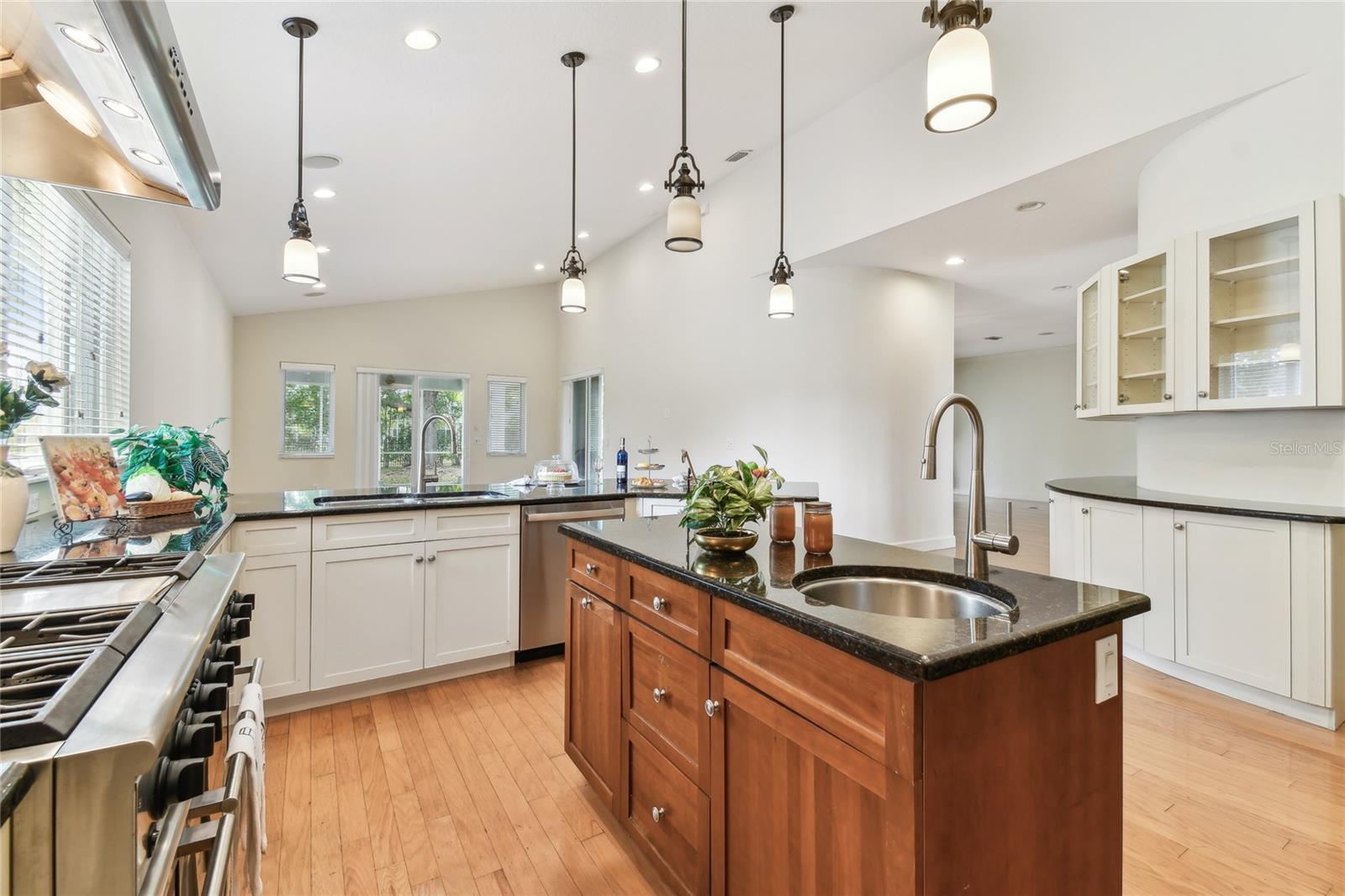 18502 KEYSTONE MANOR RD, ODESSA, FL, 33556