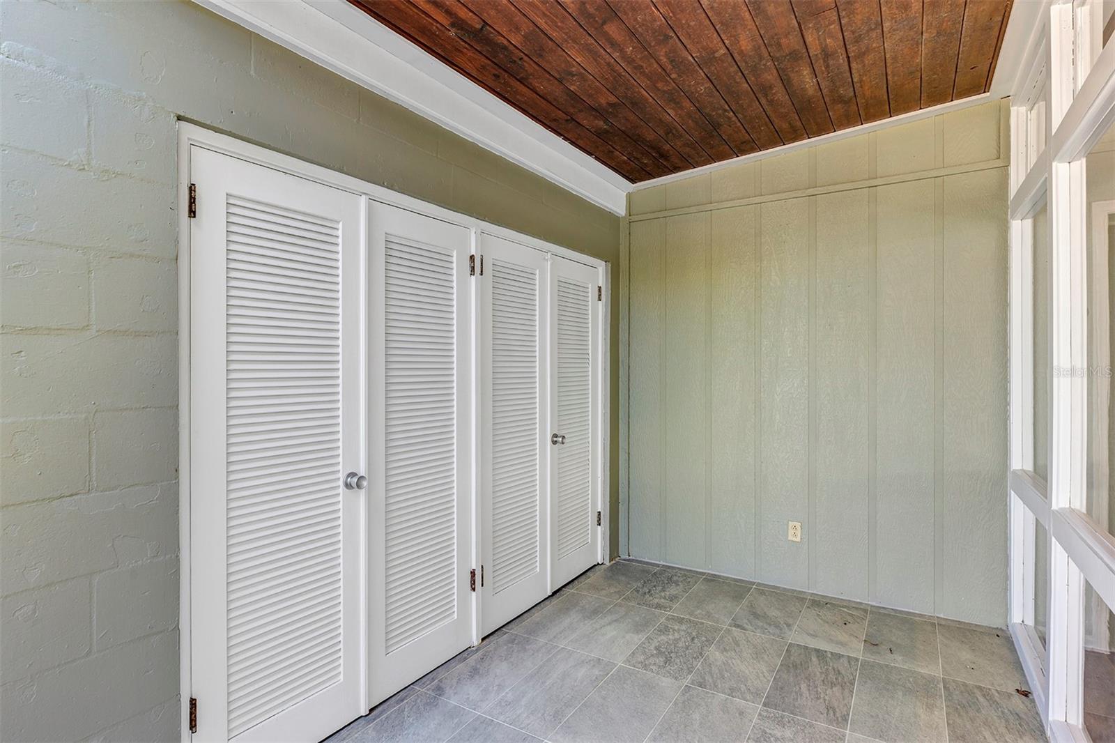 2416 BUCKINGHAM AVE, LAKELAND, FL, 33803