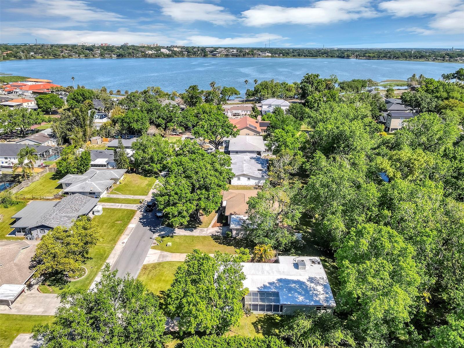 2416 BUCKINGHAM AVE, LAKELAND, FL, 33803